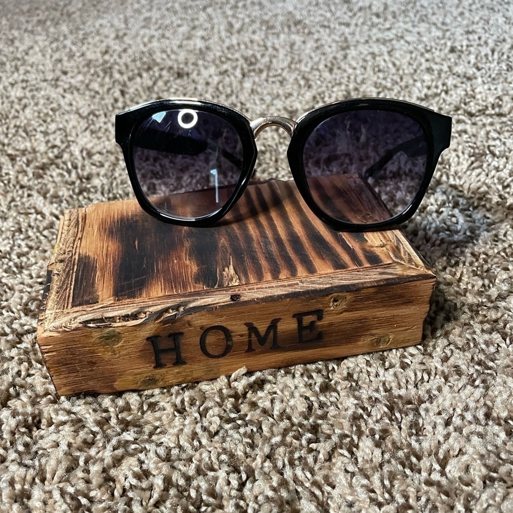 LRI Forever Sun black and gold oversized sunglasses
